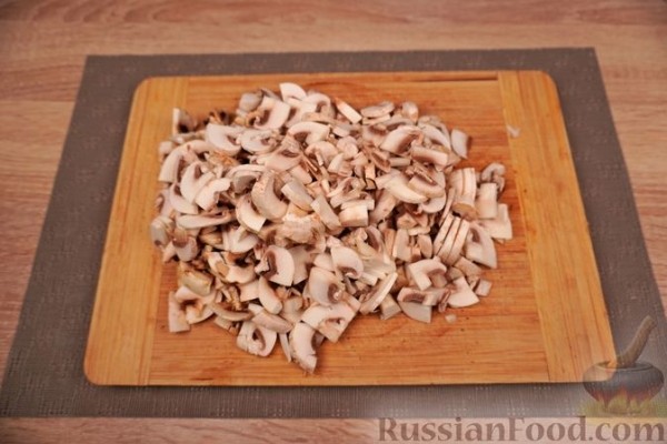 Манитаропита (грибной пирог с фетой и луком)