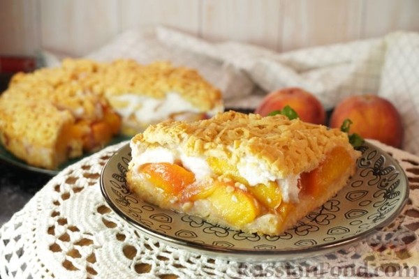 Плесняк (скубанец) с персиками Плесняк (скубанец) с персиками