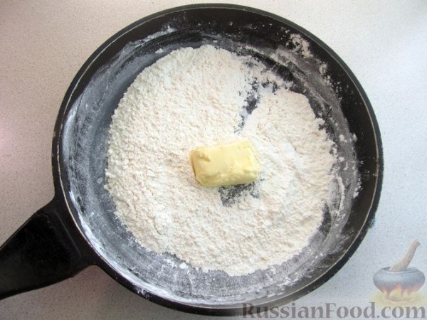 Макароны, запечённые со шпинатом в соусе бешамель