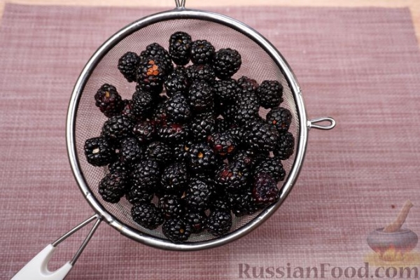 Шоколадная галета с ежевикой