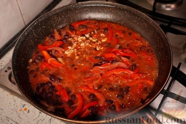 Шакшука с креветками