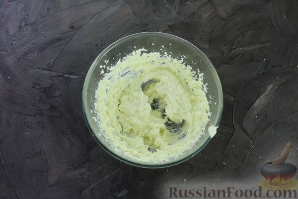Кекс с нектаринами