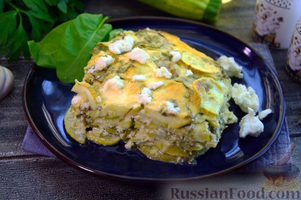 Запеканка из кабачков, шпината и феты