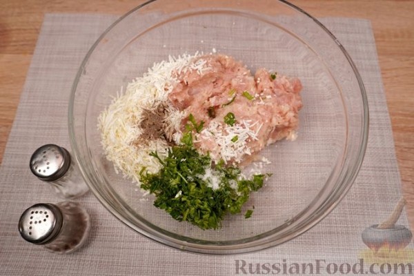 Запеканка из баклажанов с куриным фаршем и брынзой
