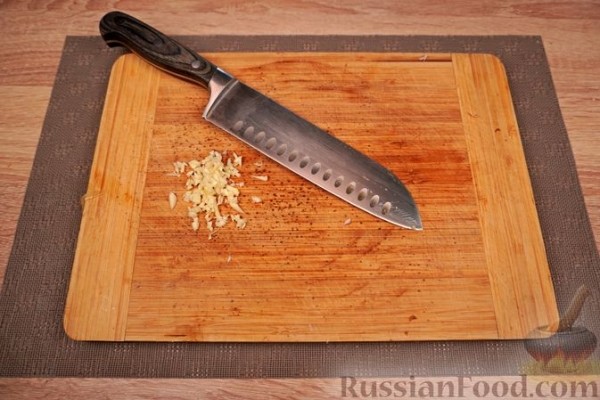 Манитаропита (грибной пирог с фетой и луком)