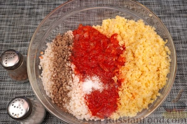 Сарма из свекольной ботвы с рисом и булгуром