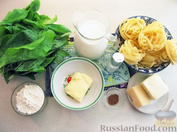 Макароны, запечённые со шпинатом в соусе бешамель