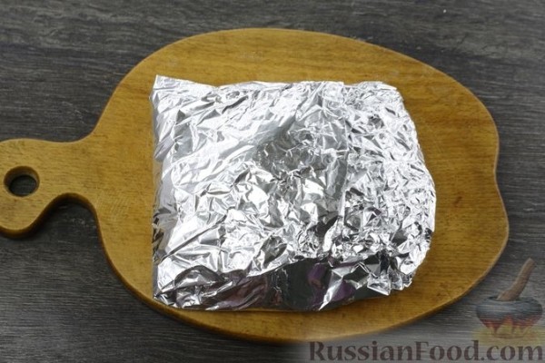 Рыба, запечённая с картошкой и кабачками (в фольге)