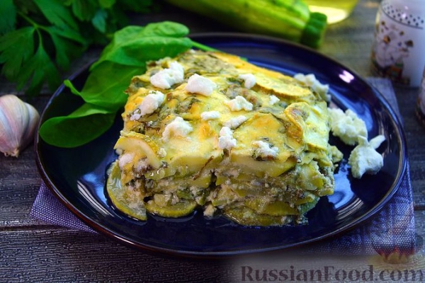 Запеканка из кабачков, шпината и феты