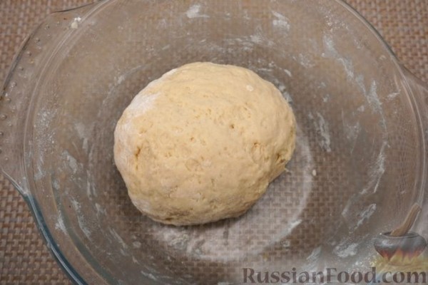 Бездрожжевые пирожки с картофелем, грибами и зеленью (в духовке)