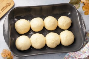 Булочка с посыпкой