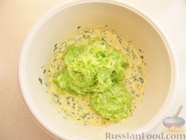 Пирог из кабачков с сыром