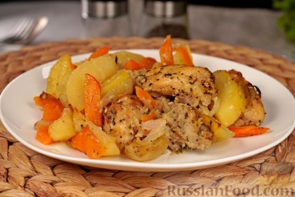 Курица, запечённая с картофелем и имбирём (в пакете)