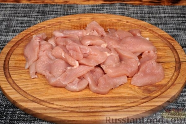 Курица, запечённая с баклажанами и грибами