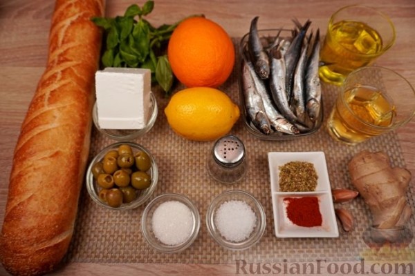 Брускетты с анчоусами в цитрусовом маринаде, фетой и оливками