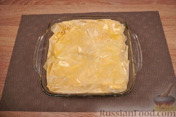 Манитаропита (грибной пирог с фетой и луком)