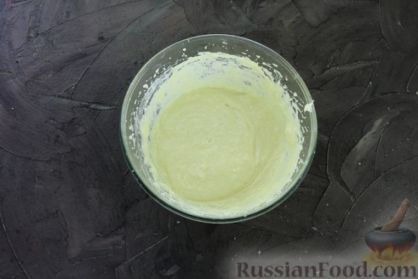 Кекс с нектаринами