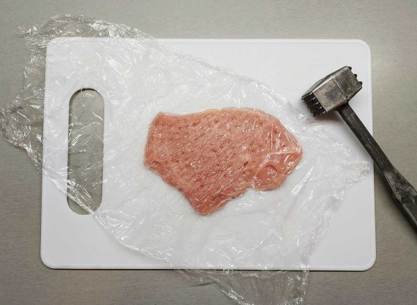 Стейки индейки на сковороде