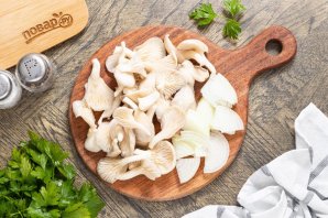 Картофель с вешенками Картофель с вешенками