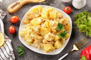 Куриная грудка, запеченная с картофелем