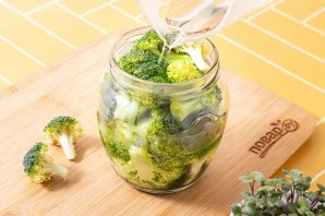 Маринованная брокколи