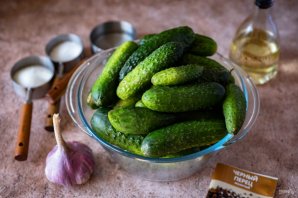 Огурцы, консервированные дольками