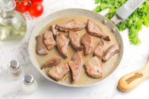 Салат из печени