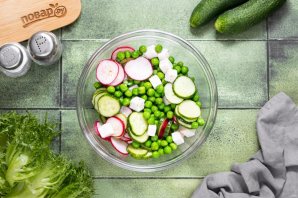 Салат из зеленого гороха Салат из зеленого гороха