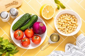 Салат с мятой