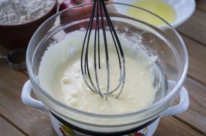 Тертый пирог с яблоками