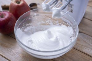 Тертый пирог с яблоками