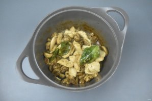 Том кха