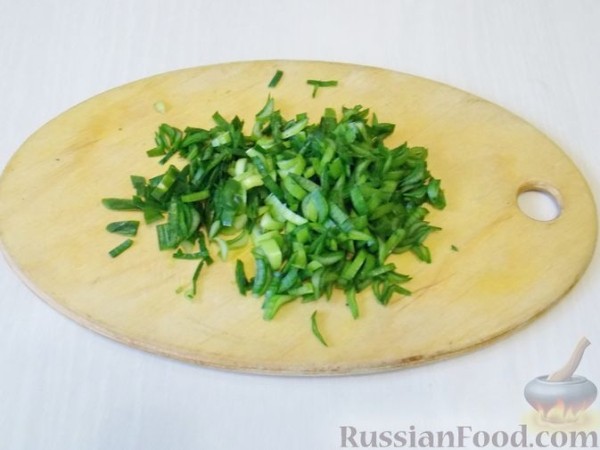 Свекольник со свекольной ботвой и индейкой