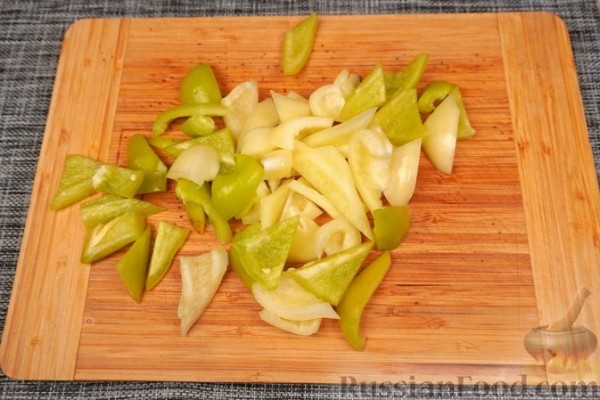 Баранина, тушенная с овощами