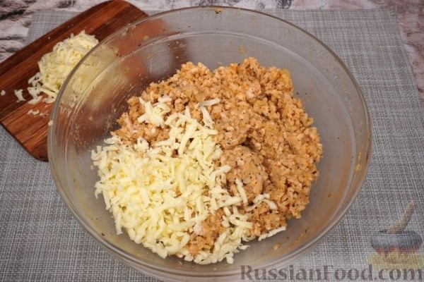 Рисовые зразы с фаршем и сырной начинкой