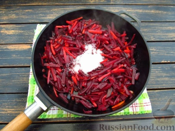 Борщ с баклажанами и говядиной