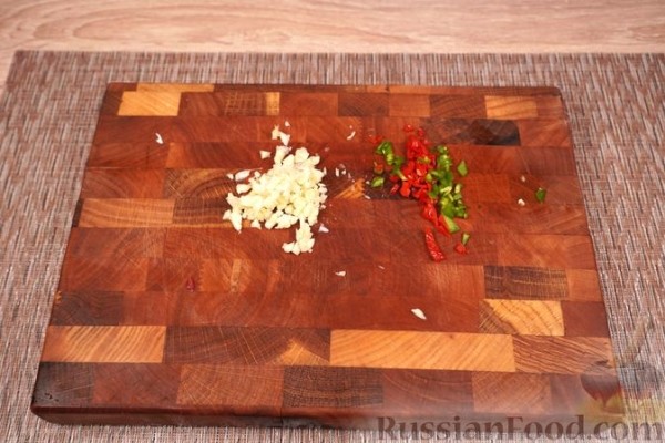Брокколи, тушенная с мясом