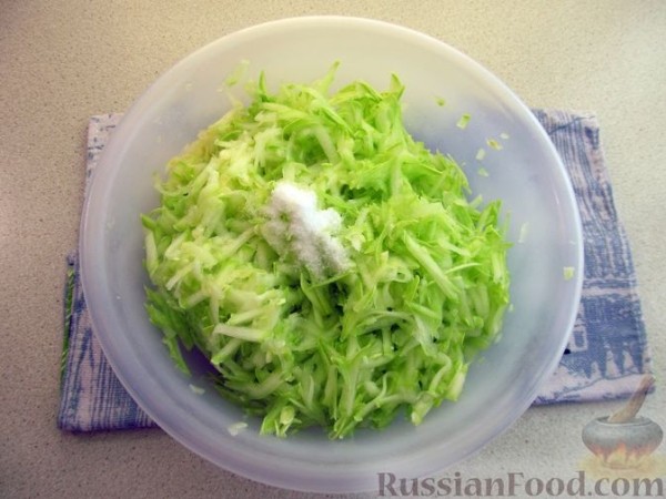 Лепёшки из кабачков с сыром (на сковороде)