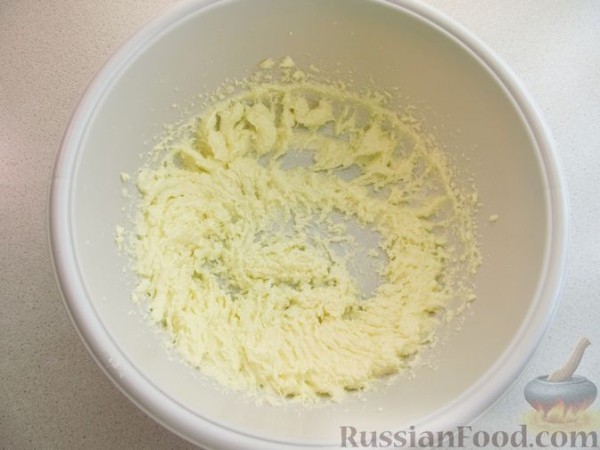 Шоколадный кекс с грушами