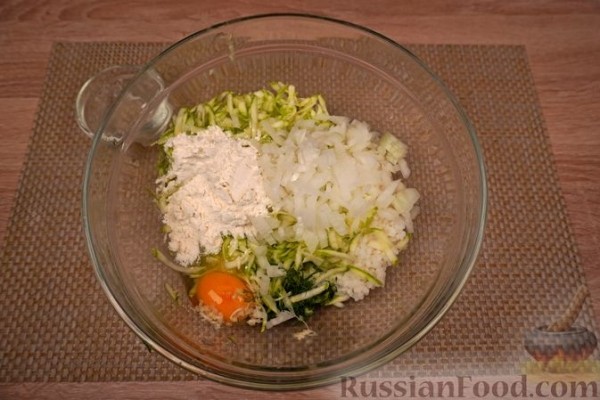 Кабачковые оладьи с рисом