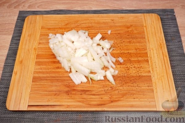 Куриные рулетики с грибами, в сливках