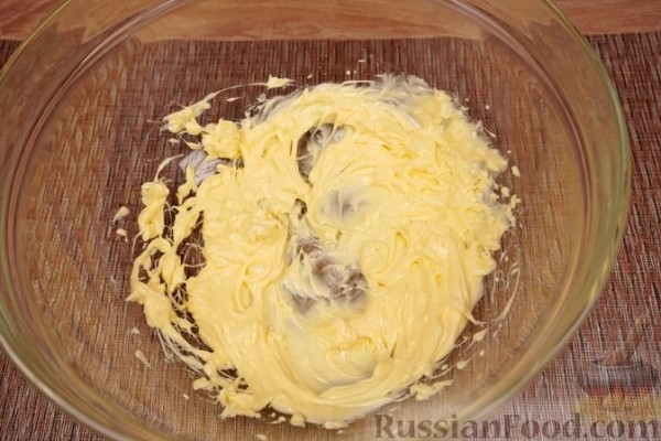 Кекс с маком, цедрой и лимонной пропиткой