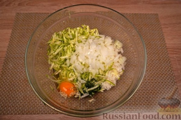 Кабачковые оладьи с рисом