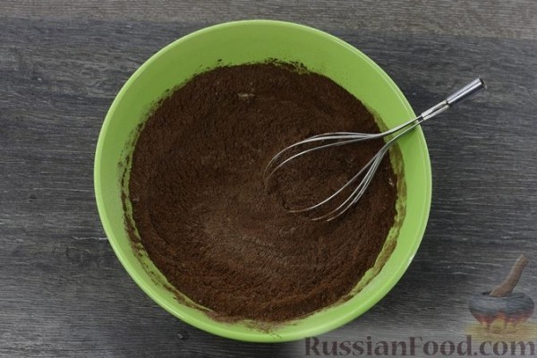 Шоколадный кекс со свёклой