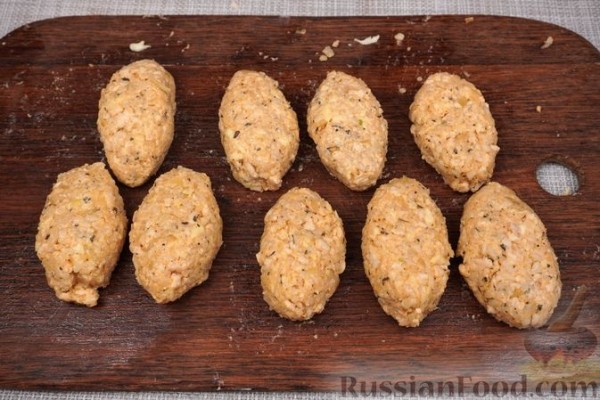 Рисовые зразы с фаршем и сырной начинкой