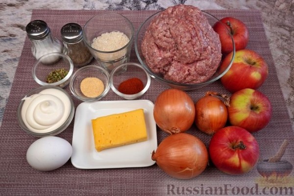 Запеканка из фарша с яблоками