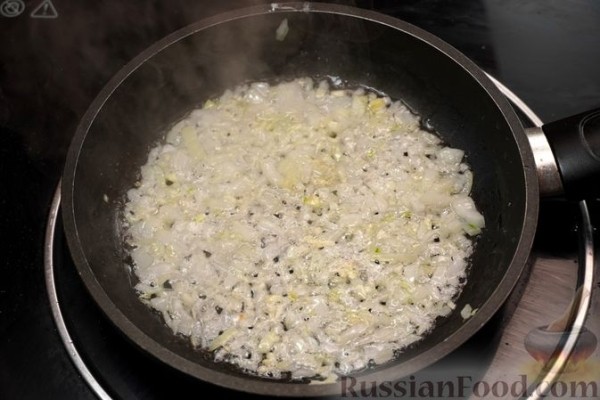 Рисовые зразы с фаршем и сырной начинкой