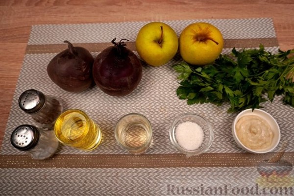 Свекольный салат с яблоком и хреном