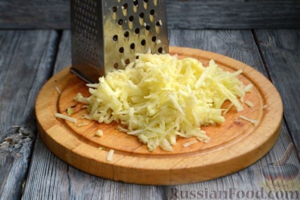 Куриное филе, запечённое с яблоками и сыром
