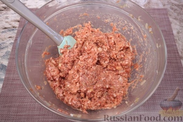 Запеканка из фарша с яблоками